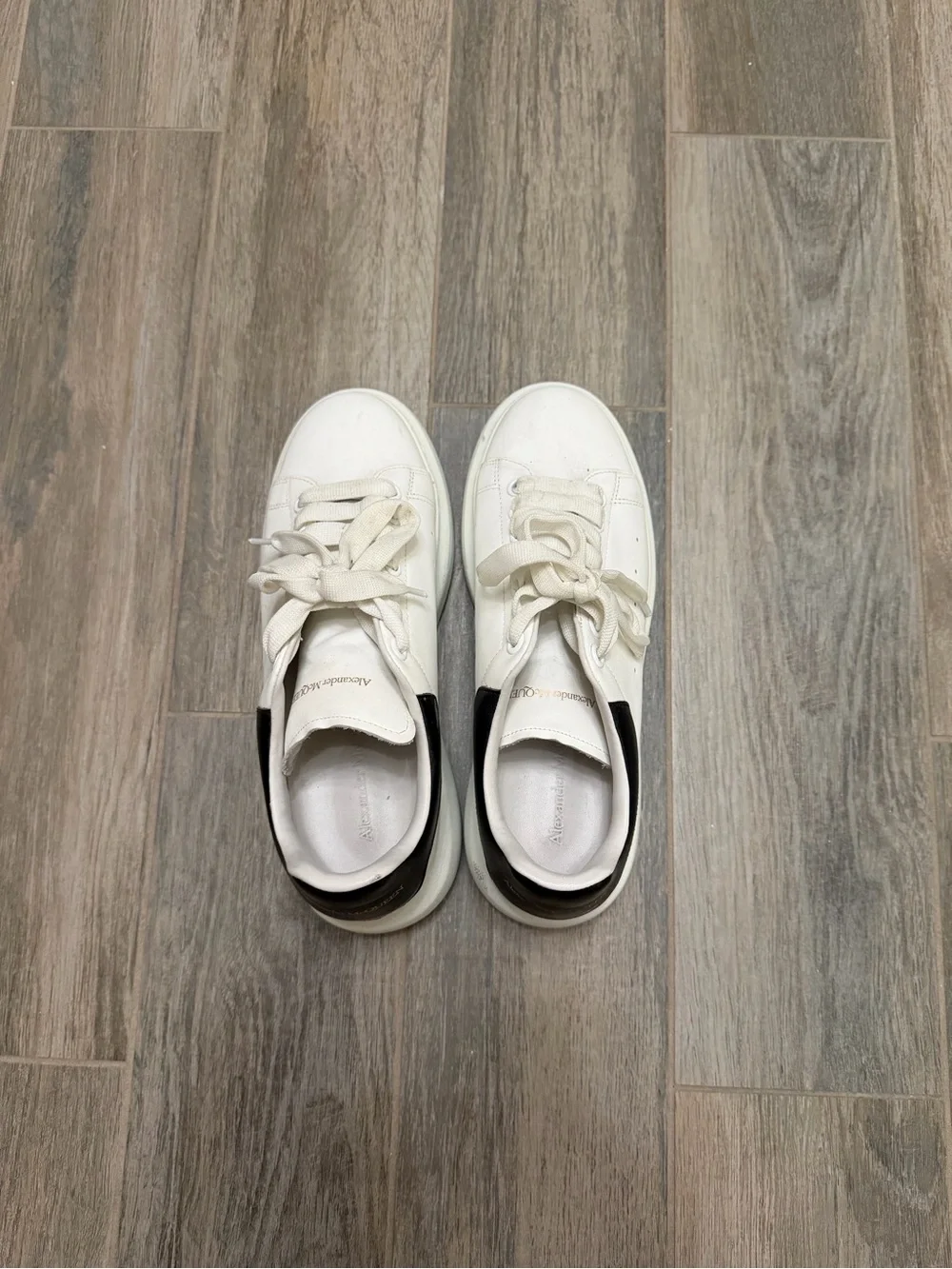 Alexander McQueen Oversized Sneaker White Black